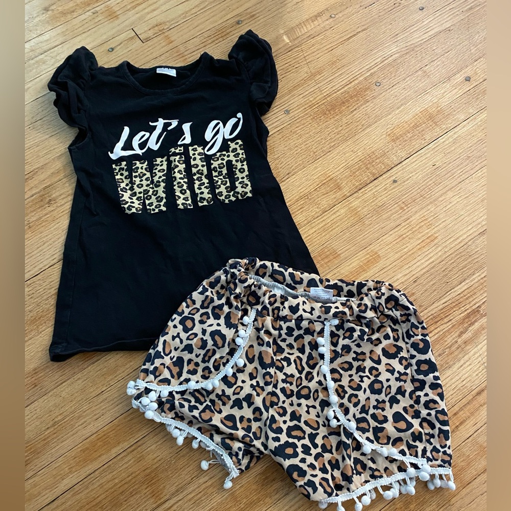 Fits 10-12 | Two piece outfit